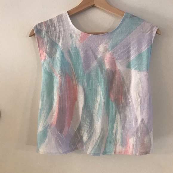 Crossback crop top made from vintage fabric - Picture 2 of 3